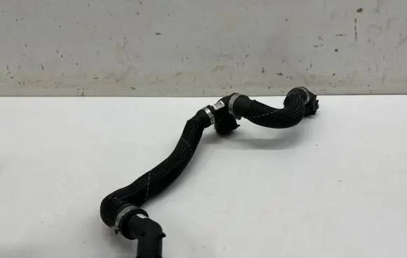 BMW 2 F44 Engine coolant pipe/hose 8632767