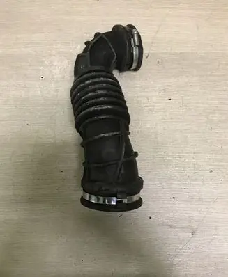 Opel Mokka Air intake hose/pipe 95374554