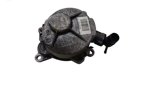 Nissan Qashqai Vacuum pump 796080A