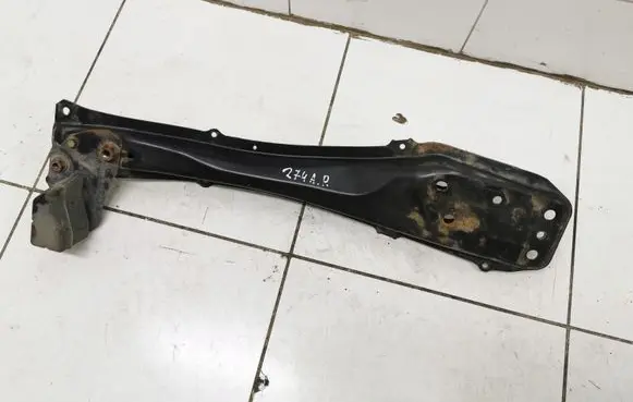 Toyota Avensis T250 Front subframe