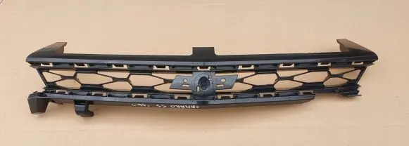 Chevrolet Camaro Front bumper upper radiator grill 84140578