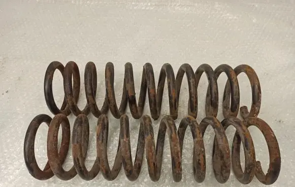 Mercedes-Benz E W123 Front coil spring
