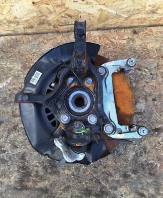 Toyota RAV 4 (XA50) Front wheel hub spindle knuckle