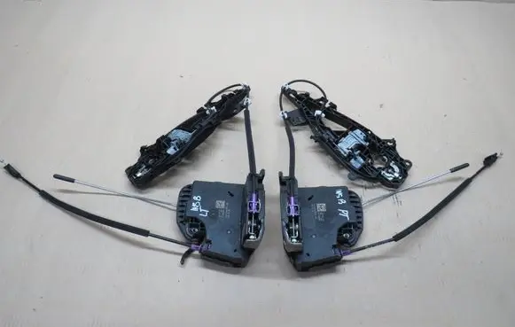 Opel Insignia B Rear door lock 91503039077 E300609