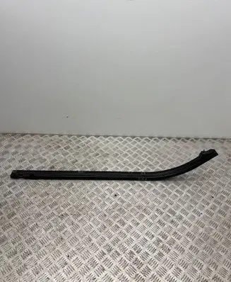 Mercedes-Benz Vito Viano W447 Sliding door lower roller guide/hinge 4477660737 0023023P 44776607871