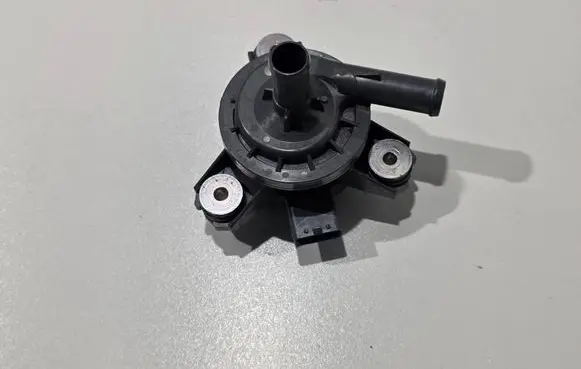 Volvo V60 Electric auxiliary coolant/water pump 31319023