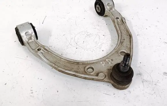 Volkswagen Touareg II Front upper control arm/wishbone K195307