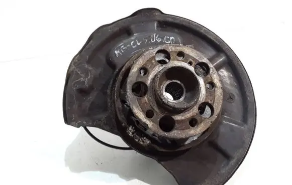 Mercedes-Benz CLS C219 Rear wheel hub