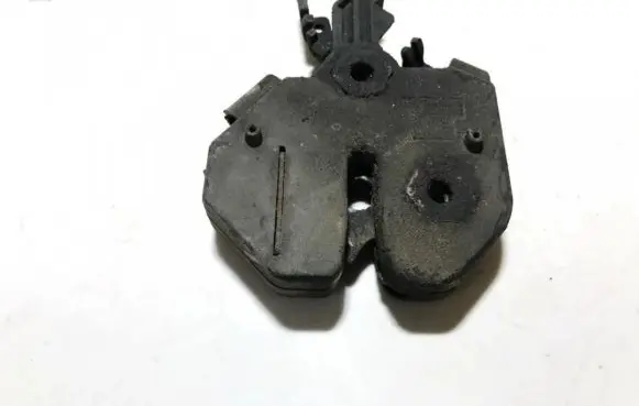 Volvo XC70 Engine bonnet/hood lock/catch 9483765 9483764