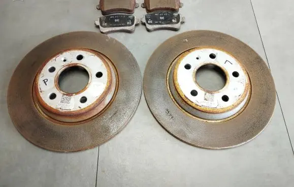 Rear brake disc