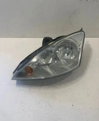 Ford Focus Headlight/headlamp 2M5113W030BF