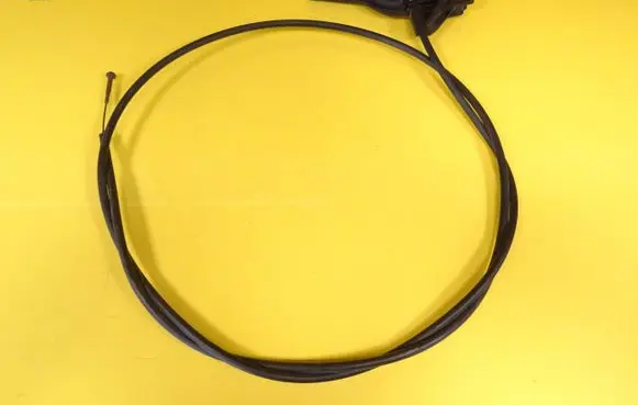 Engine bonnet/hood lock release cable