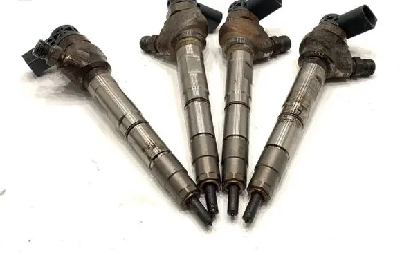 Audi A4 S4 B9 8W Fuel injectors set 04L130277AE