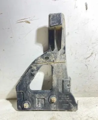 Audi A6 S6 C6 4F Front bumper mounting bracket 4F0807227 13672
