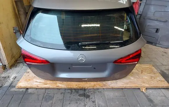 Mercedes-Benz A W177 Tailgate/trunk/boot lid 