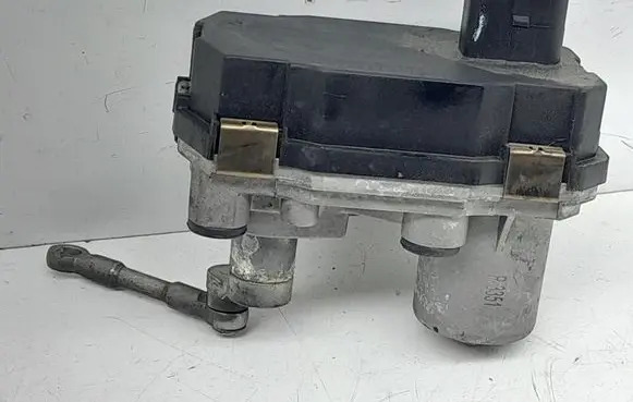 SsangYong Rexton I Turbine electric control actuator 59001107605