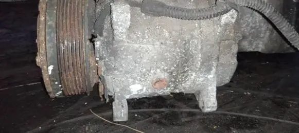 Peugeot 406 Air conditioning (A/C) compressor (pump)