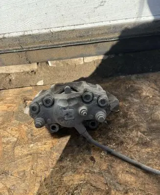 Mercedes-Benz E C207 W207 Front brake caliper 54430 54460