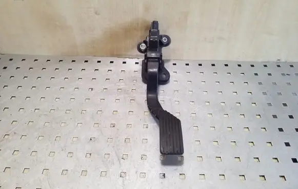 Peugeot 4007 Accelerator throttle pedal 1600A101