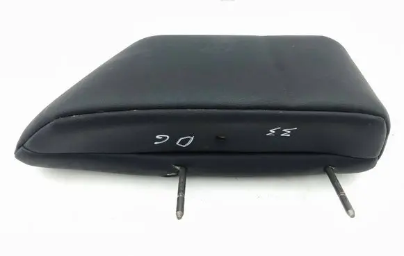 Mitsubishi Pajero Rear seat headrest 