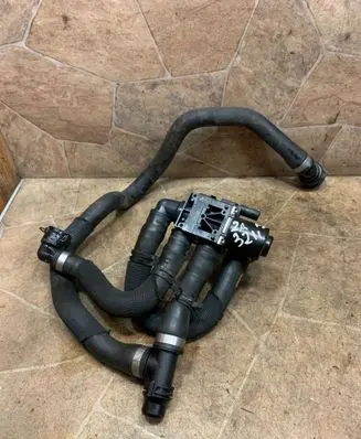 BMW 3 F30 F35 F31 Coolant heater control valve 9147347