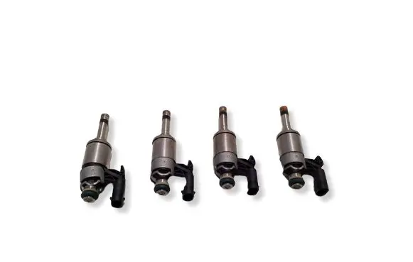 Audi A3 S3 8V Fuel injectors set 04E906036Q 0261500354 04E133036A