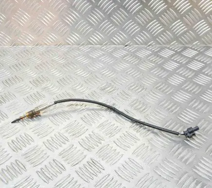 BMW 5 F10 F11 Oil temperature sensor 7543312 8509963