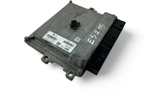 Renault Clio IV Engine control unit/module ECU 237104789R 237102706R