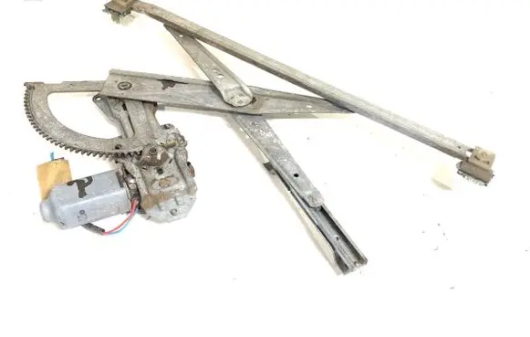 Opel Frontera A Front door window regulator with motor
