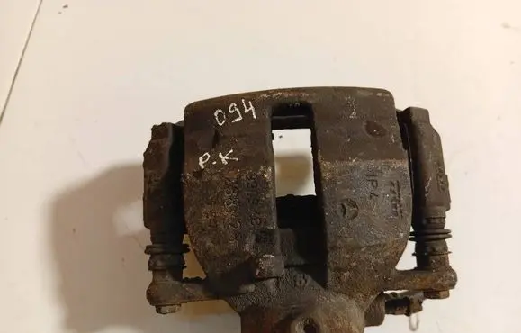 Mercedes-Benz B W245 Front brake caliper 