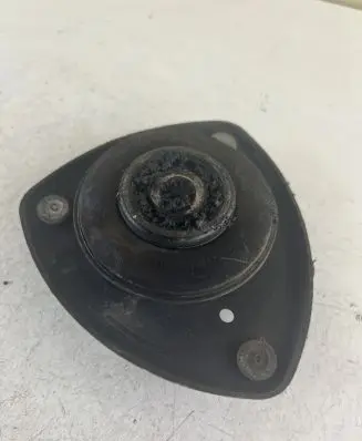 Toyota Yaris Front upper strut mount 
