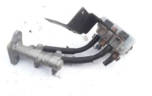 Hyundai Trajet Master brake cylinder BM111042