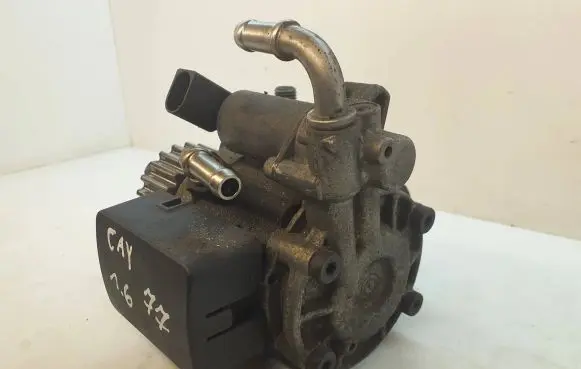 Volkswagen Golf VI Fuel injection high pressure pump 03L130755E 7220SVR04 191111644803