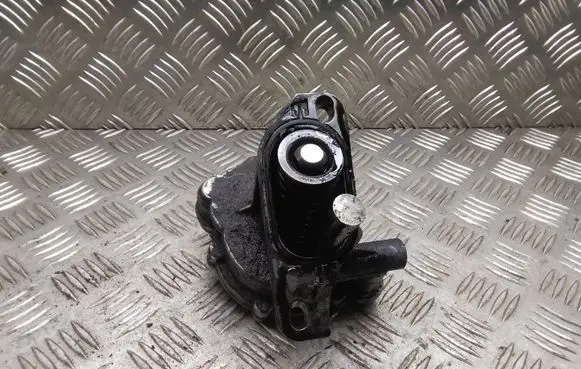 Volkswagen Transporter - Caravelle T4 Vacuum pump 074145100A