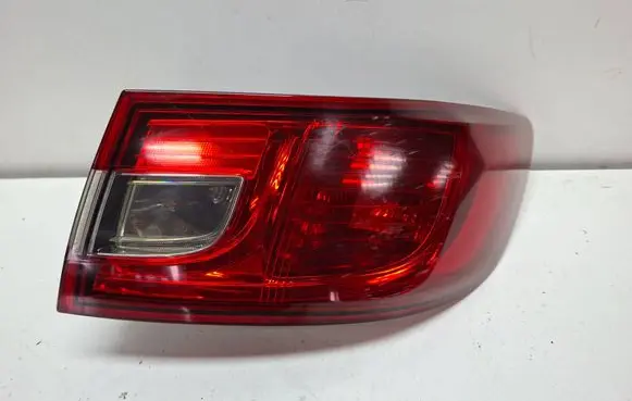 Renault Clio IV Rear/tail lights S27639842 265502631R