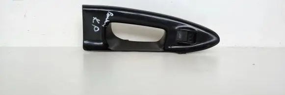 Audi A4 S4 B5 8D Electric window control switch 8D1867172A 17481
