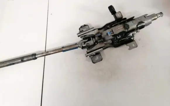 Mercedes-Benz C W203 Steering wheel axle