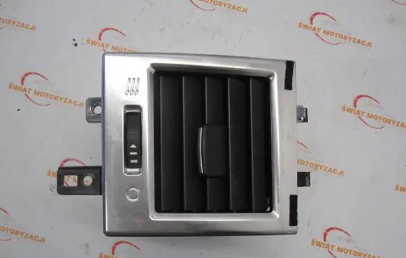 Land Rover Range Rover Sport L320 Dash center air vent grill AH3219636B