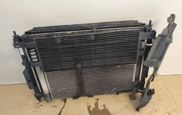 Citroen C4 II Picasso Radiator set 9806313280 5020679 GMV94CEM00