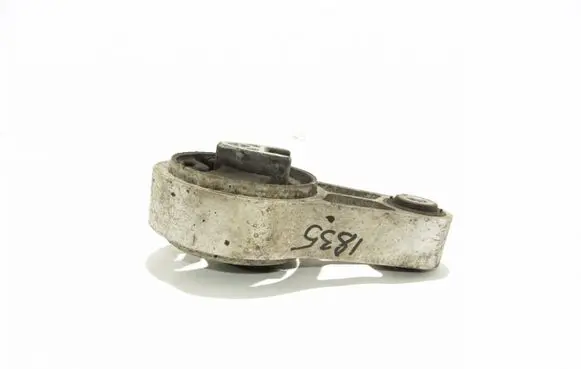 Mini One - Cooper Clubman R55 Engine mount bracket