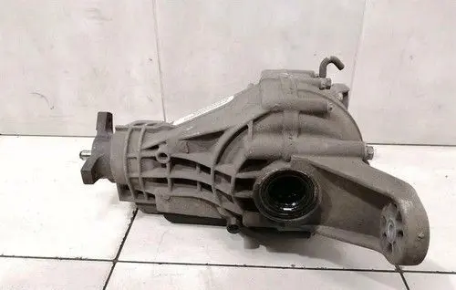 Mercedes-Benz R W251 Rear differential/diff mount bracket A1643501614