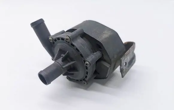 Tesla Model S Electric auxiliary coolant/water pump 1035348-00-F