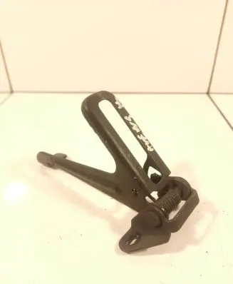 Toyota Avensis T270 Engine bonnet (hood) release handle