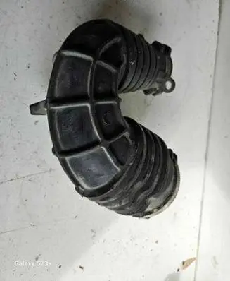 Audi A6 S6 C6 4F Air intake hose/pipe 4F0129615E