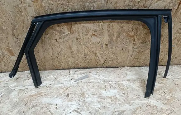 Citroen C4 III e-C4 Rubber seal rear door 9833076580