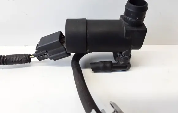 Volvo V50 Windscreen/windshield washer pump PA6GB25