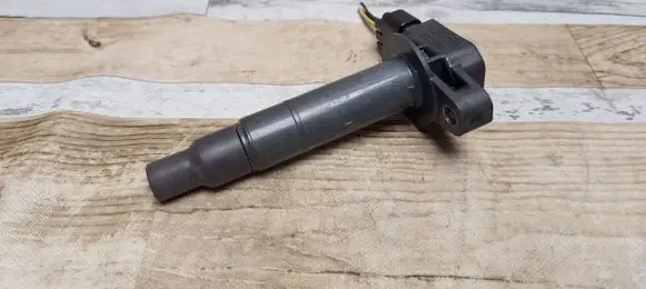 Toyota Prius (NHW20) High voltage ignition coil 9091902240
