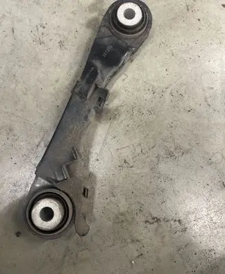 BMW 5 G30 G31 Rear control arm 07557338