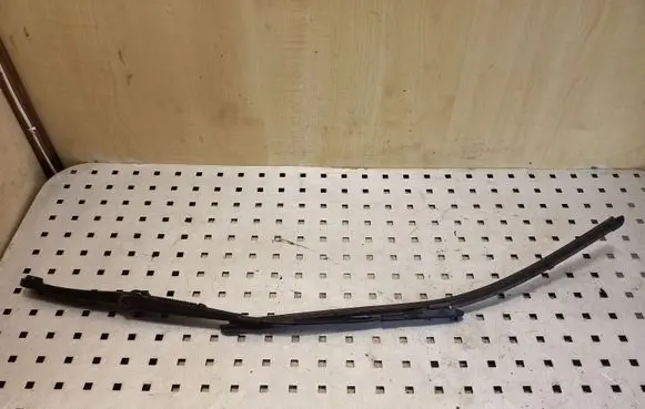 Audi TT TTS Mk2 Windshield/front glass wiper blade 8J2955408B