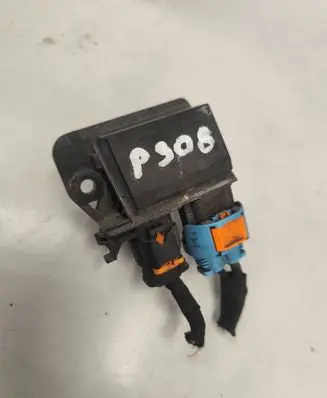 Peugeot 308 Coolant fan relay 9673999980 18206